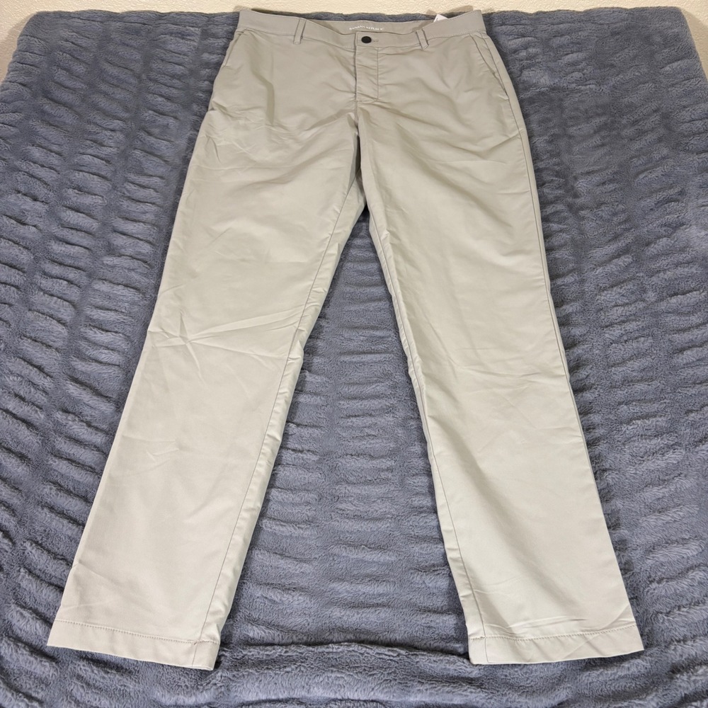Banana Republic Mens 36x34 Khaki Polyester Performance Slim Chino Golf Pants